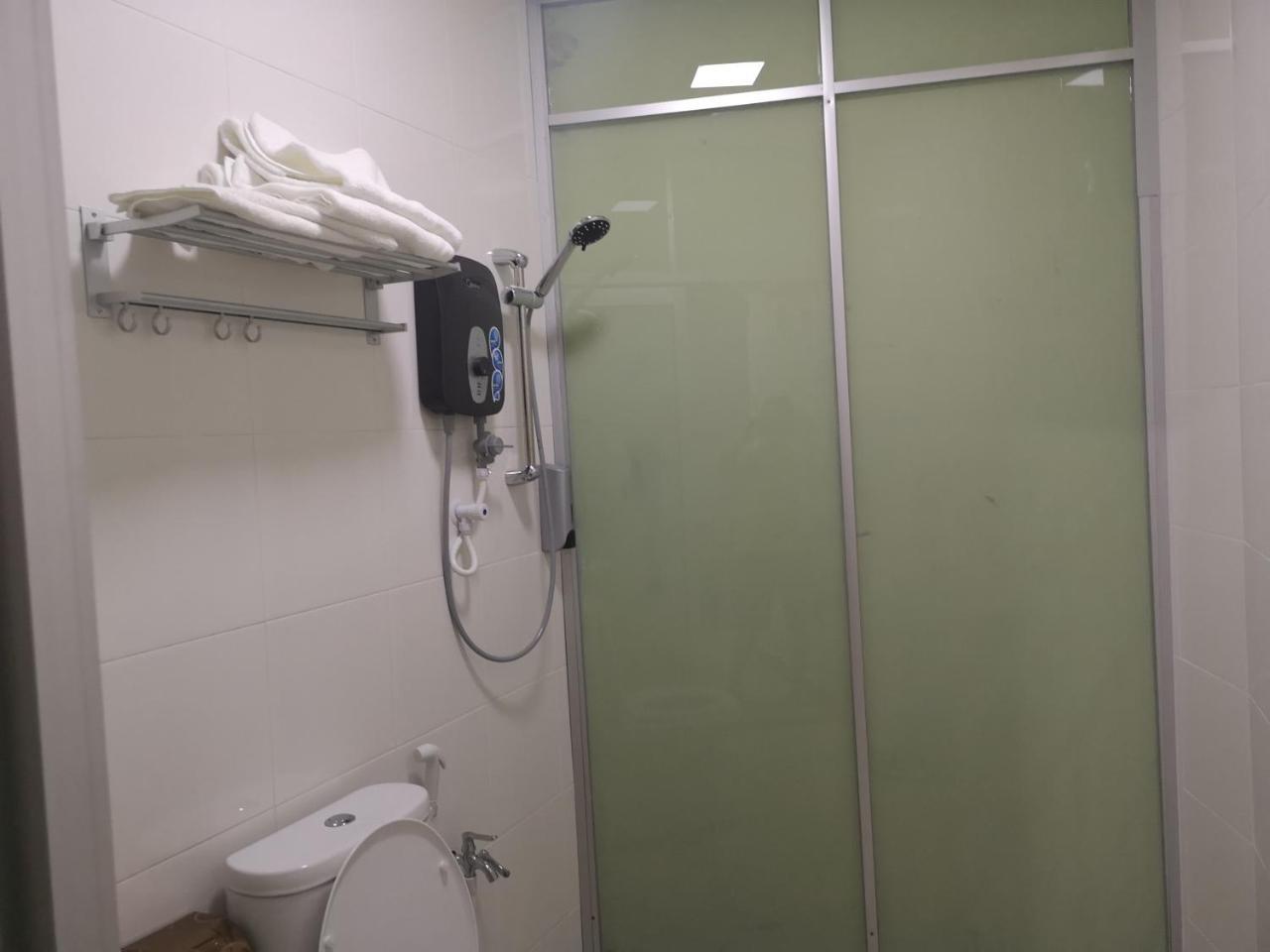 Home Inn Hotel Ипох Экстерьер фото