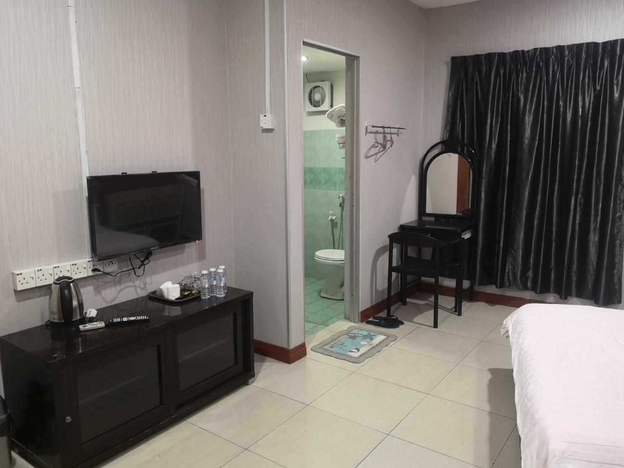 Home Inn Hotel Ипох Экстерьер фото