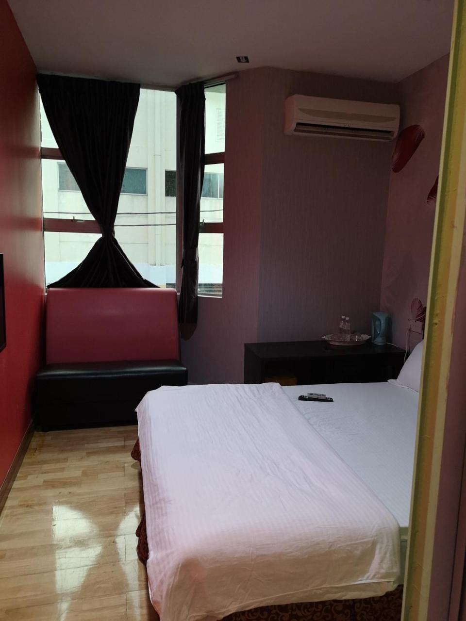 Home Inn Hotel Ипох Экстерьер фото